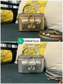 Picture of Valentino Lady Handbags _SKUfw153978216fw